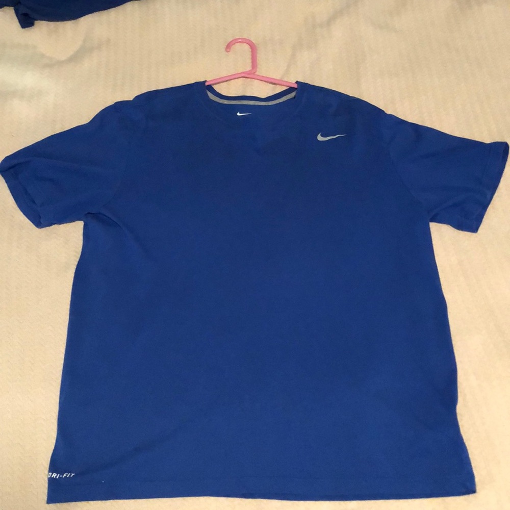 Nike-Dri-Fit T-Shirt - Picture 1 of 1